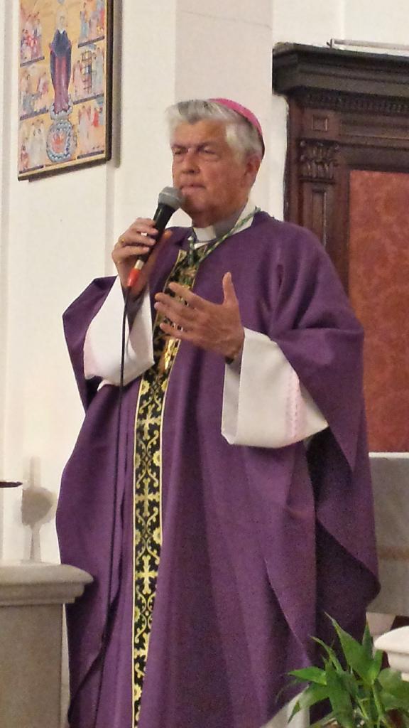 Mons. Salvador Piñeiro  - arzobispo de Ayacucho y presidente de la Comision Epíscopal Peruana